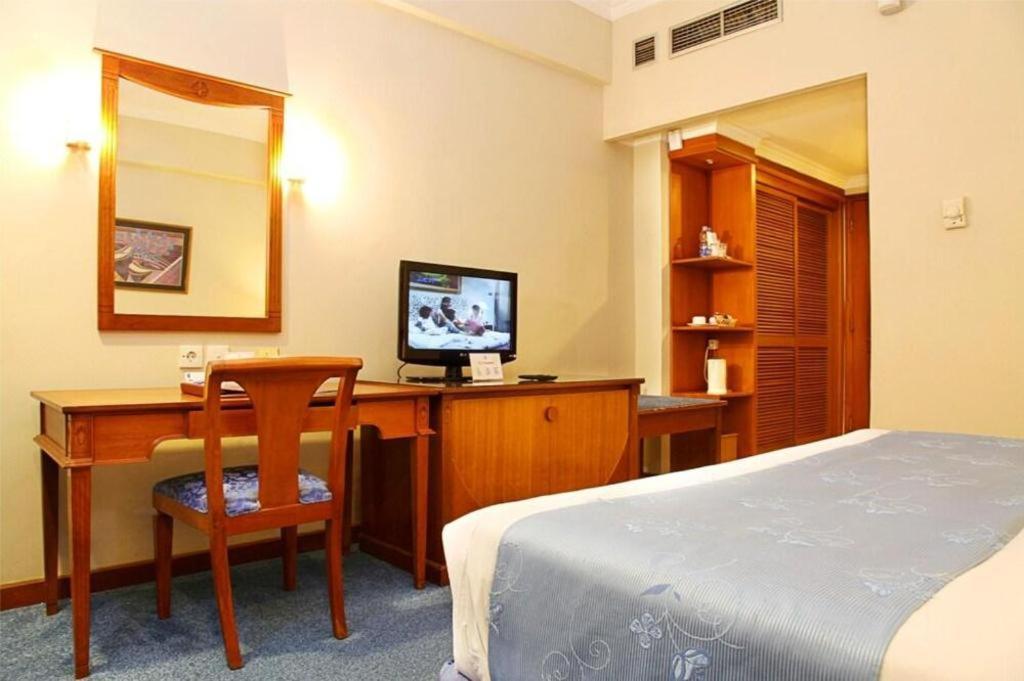 Hotel Bintang Wisata Mandiri Jakarta Exterior photo