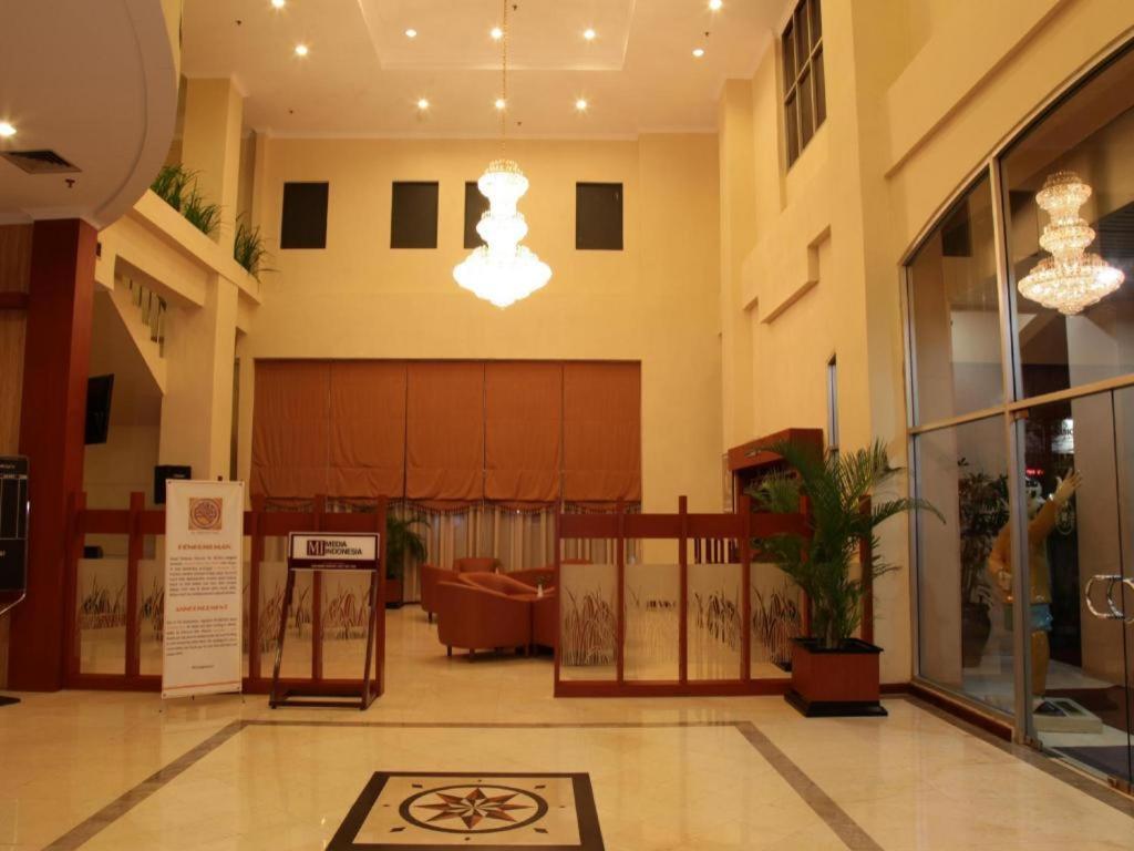 Hotel Bintang Wisata Mandiri Jakarta Exterior photo