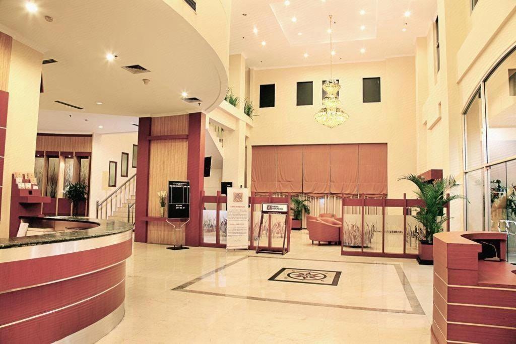 Hotel Bintang Wisata Mandiri Jakarta Exterior photo
